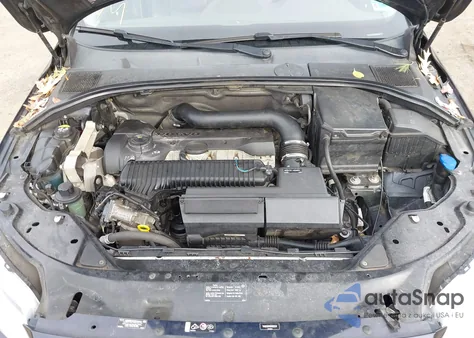 2016 Volvo Xc70 T5 Platinum z USA, uszkodzony, nr VIN YV4612NM5G1265531